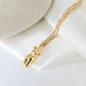 NEW Gold Female Body Pendant on Twist Chain Necklace